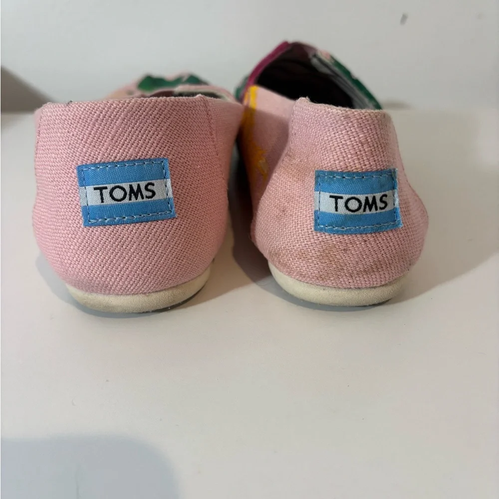 Toms Women’s 7.5W Hand Painted Canvas Alpargata Slip On Flat Shoes Tropical Vaca